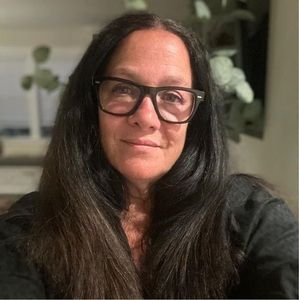 Meet your Posher, Deborah